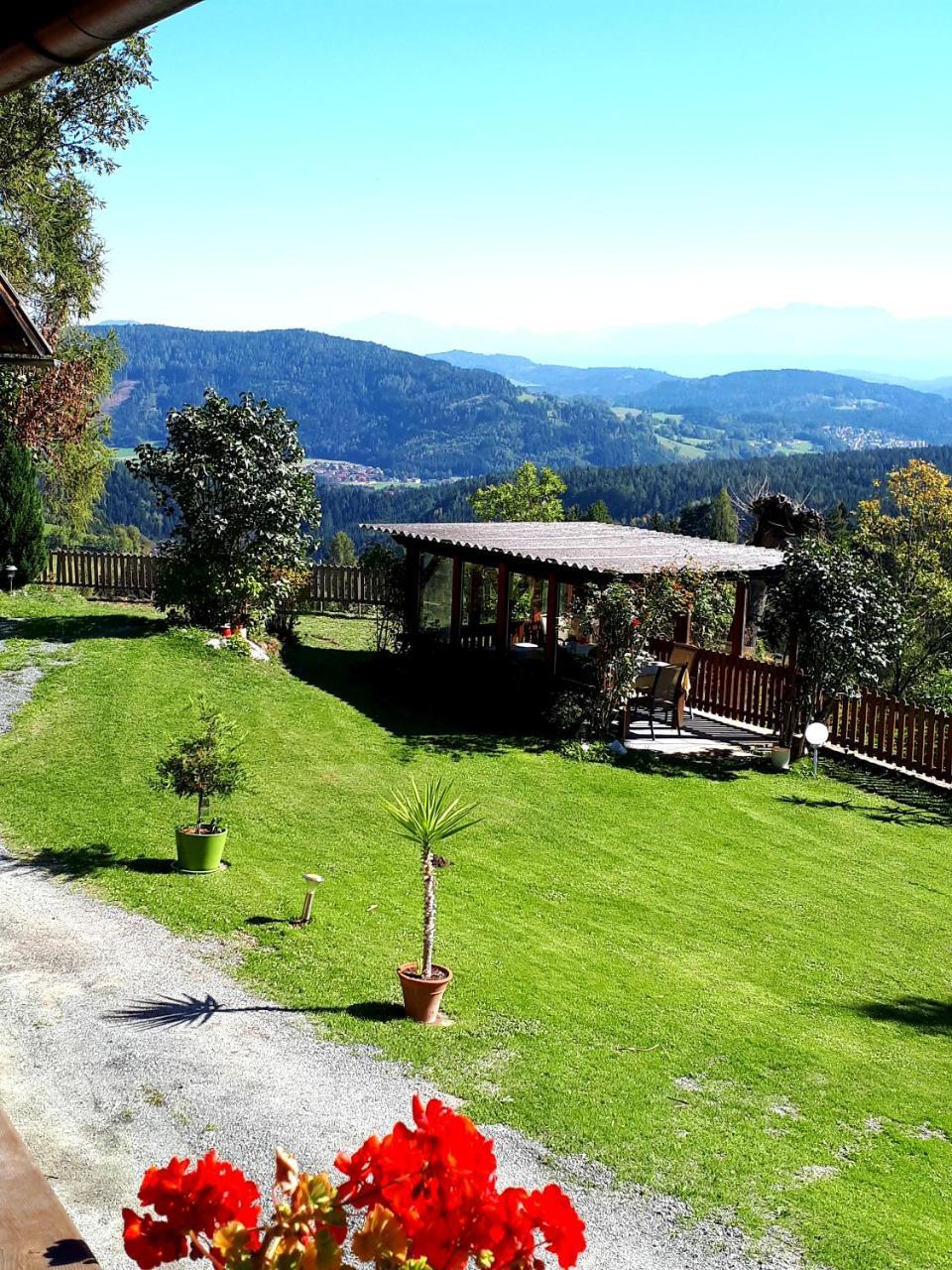 Ferienwohnung Nadine Egger Himmelberg Exterior photo
